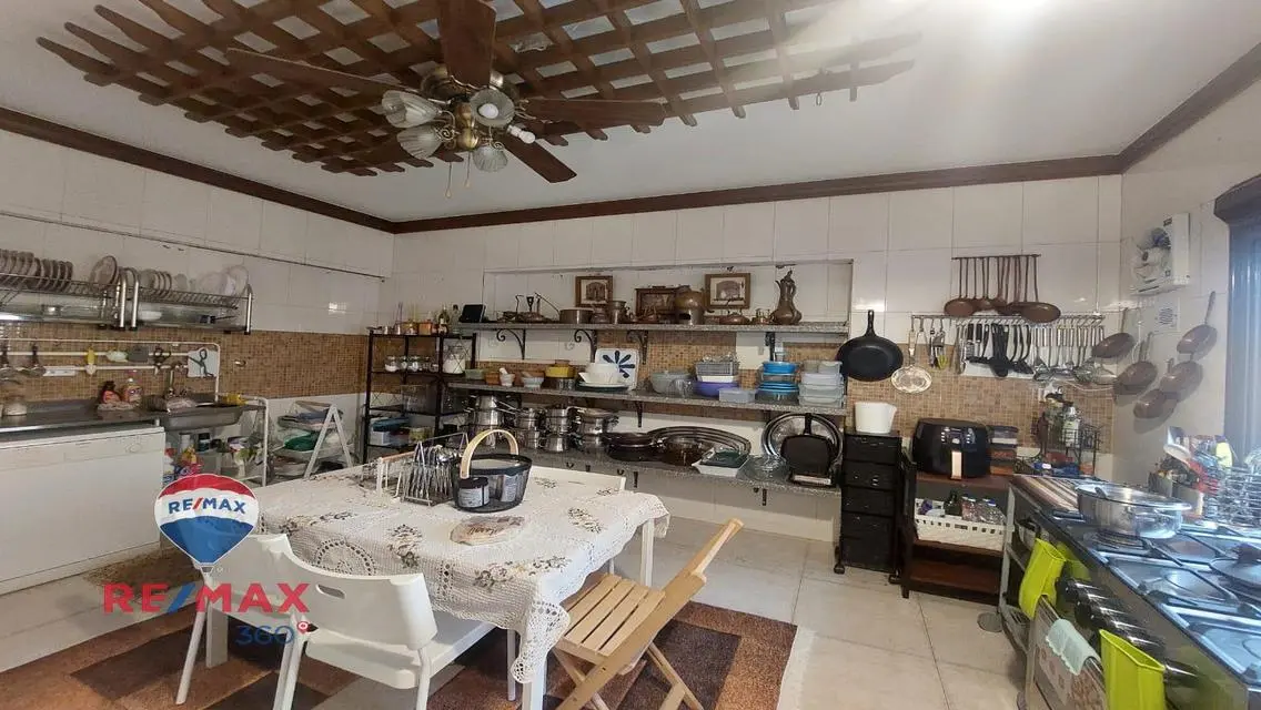 Luxury Villa with Full Amenities in Prime Location
