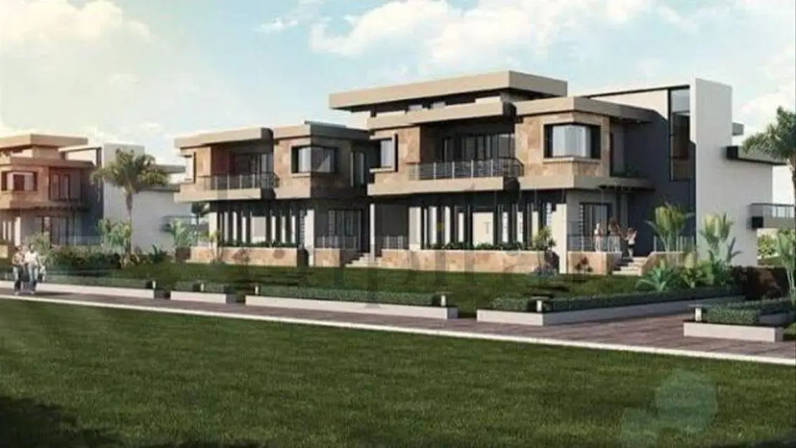 Luxury Apartment with Stunning Lake View