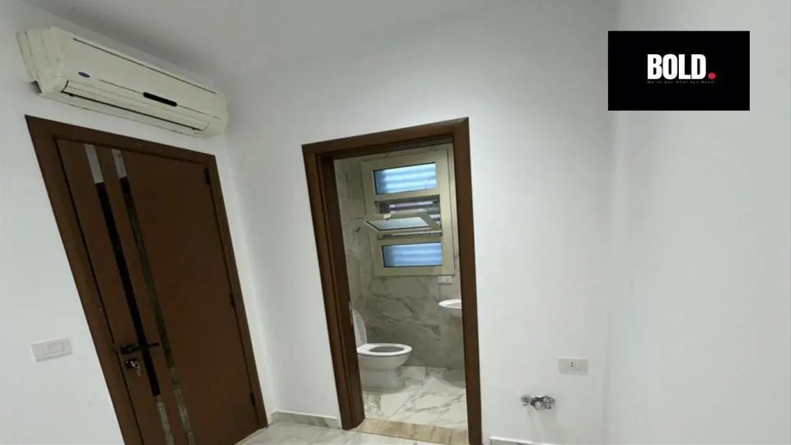 Luxury Apartment for Sale in The Crown at 80,000 EGP