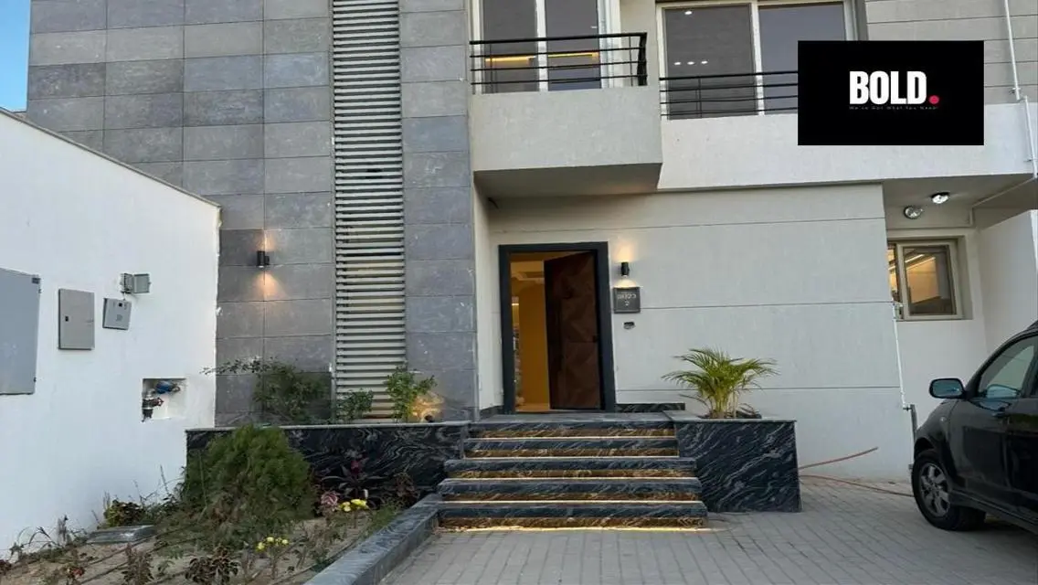 Luxury Apartment for Sale in The Crown at 80,000 EGP