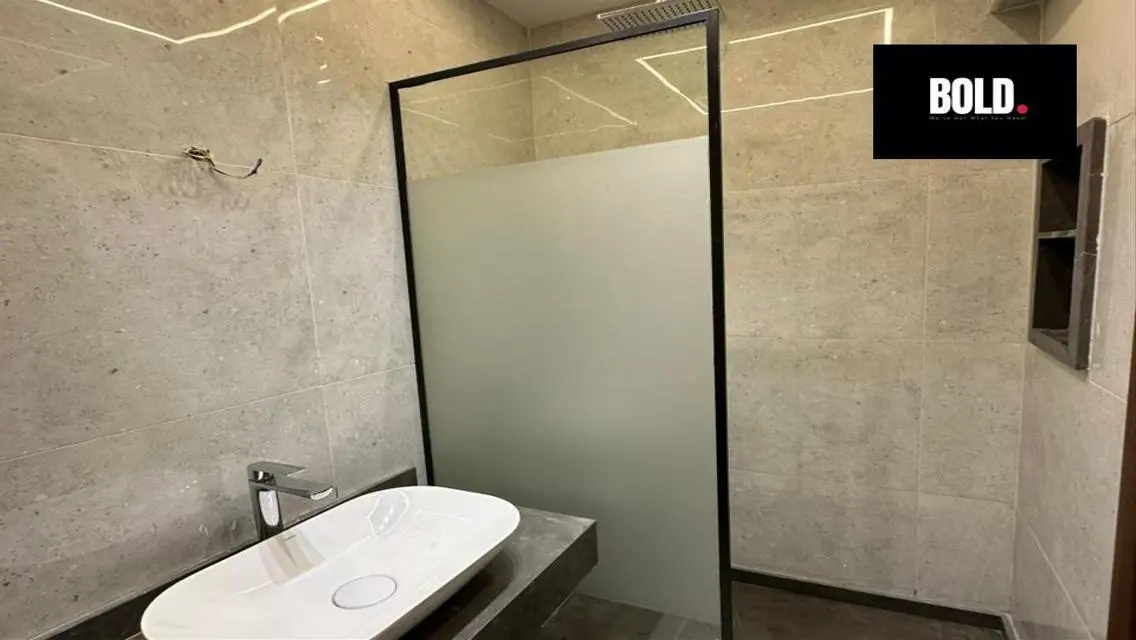 Luxury Apartment for Sale in The Crown at 80,000 EGP