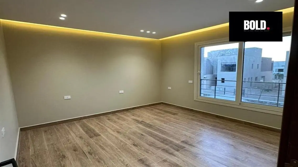 Luxury Apartment for Sale in The Crown at 80,000 EGP