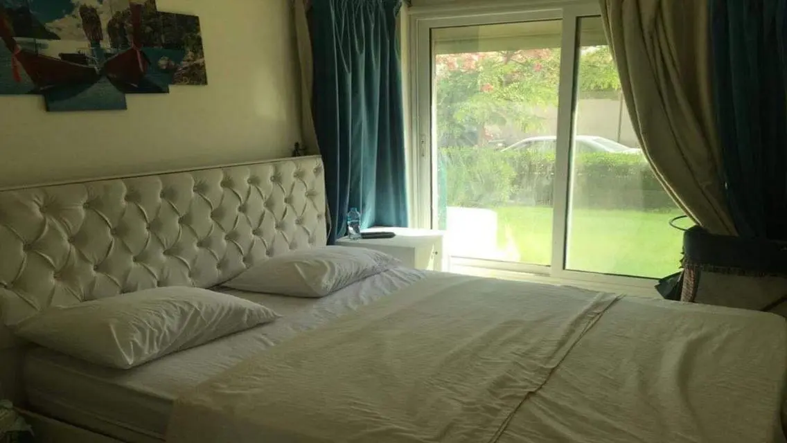 Luxury Apartment with Security and Prime View