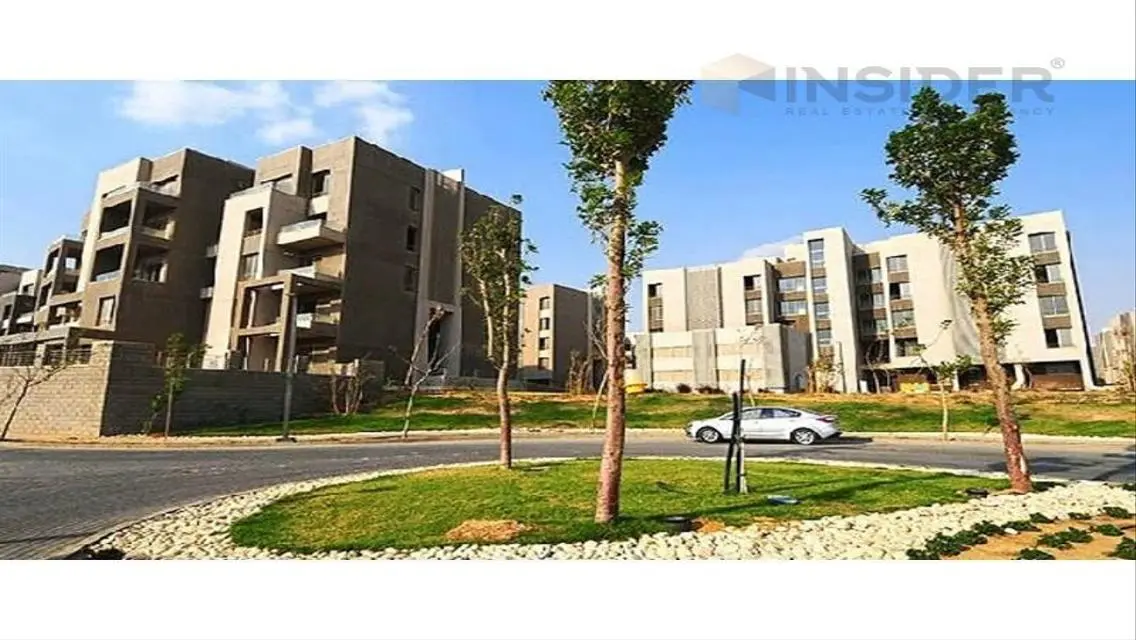 Luxurious Villa in Palm Hills with All Amenities