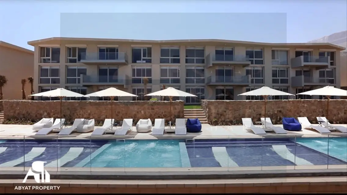 Luxury Apartment Overlooking Lakes for 5,300,000 EGP