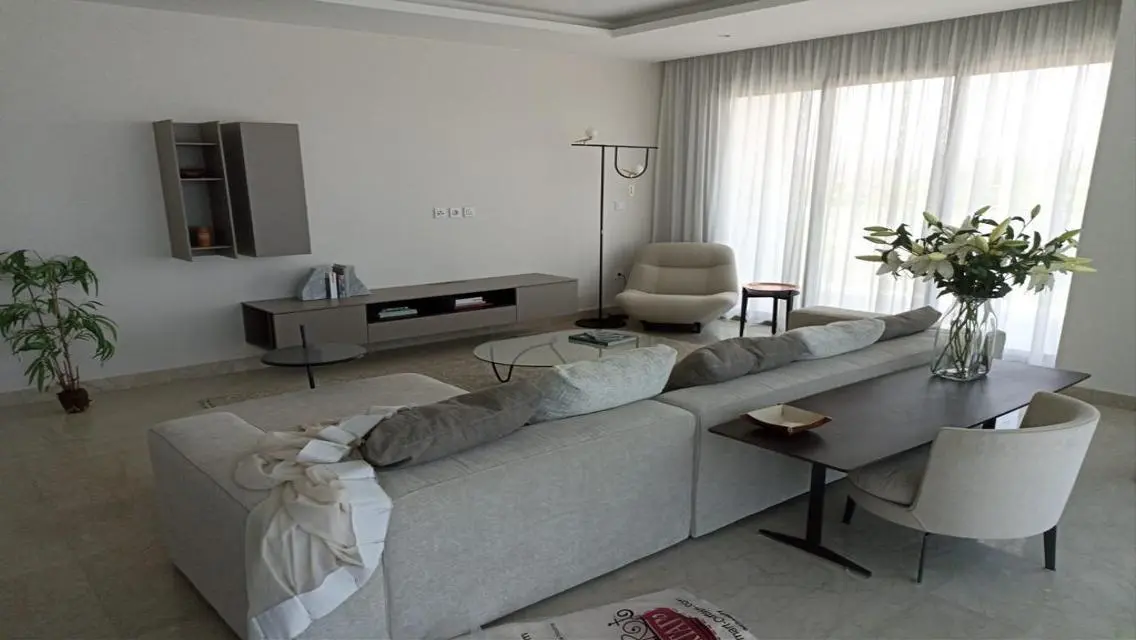 Luxury Villa for Sale with Modern Design