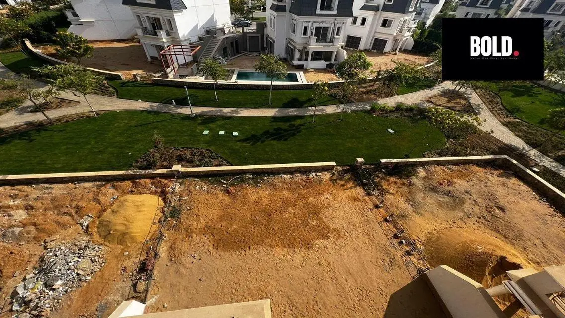 Luxury Villa for Sale - 330 sqm with Private Pool and Garden