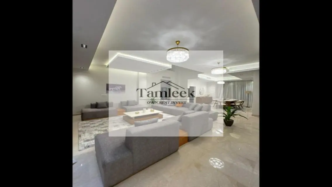 Luxury Villas with Private Pool and Garden in Prime Location