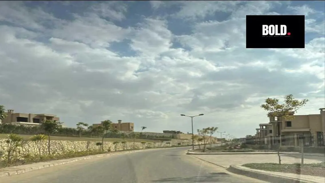 شقة فاخرة في IVY