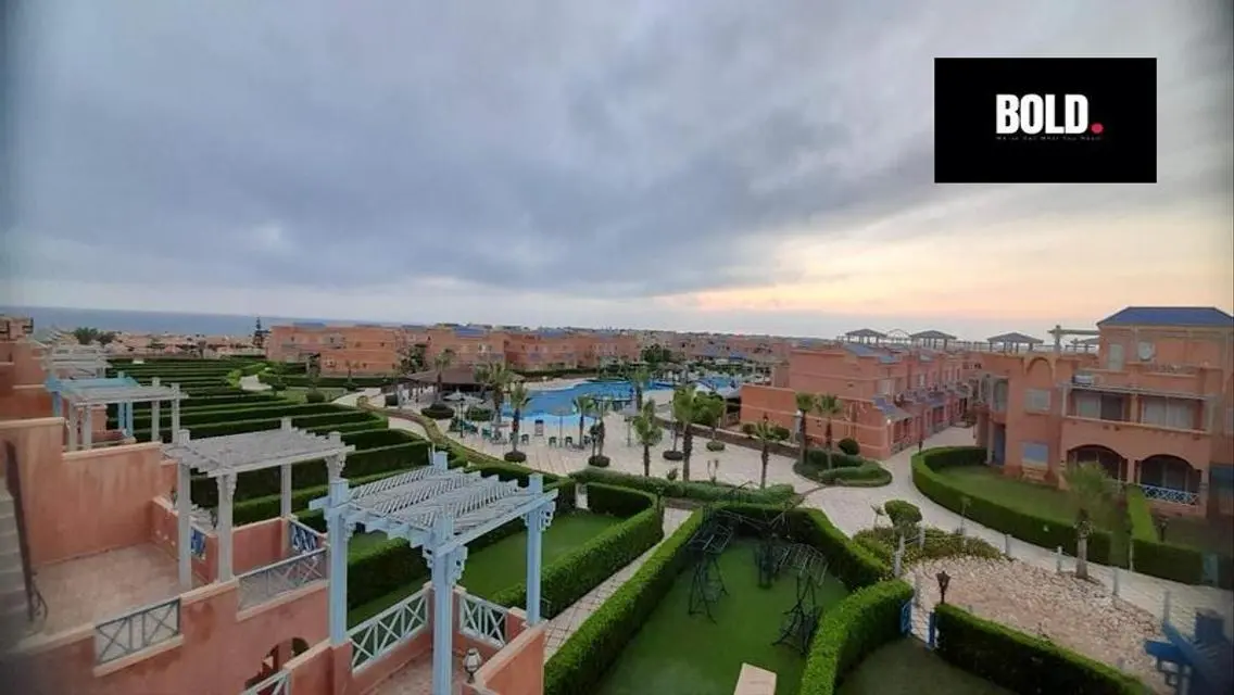Luxurious Apartment in the Heart of the City with Private Garden