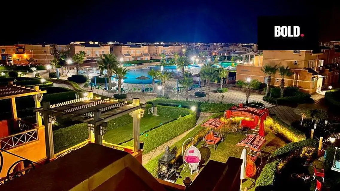 Luxurious Apartment in the Heart of the City with Private Garden