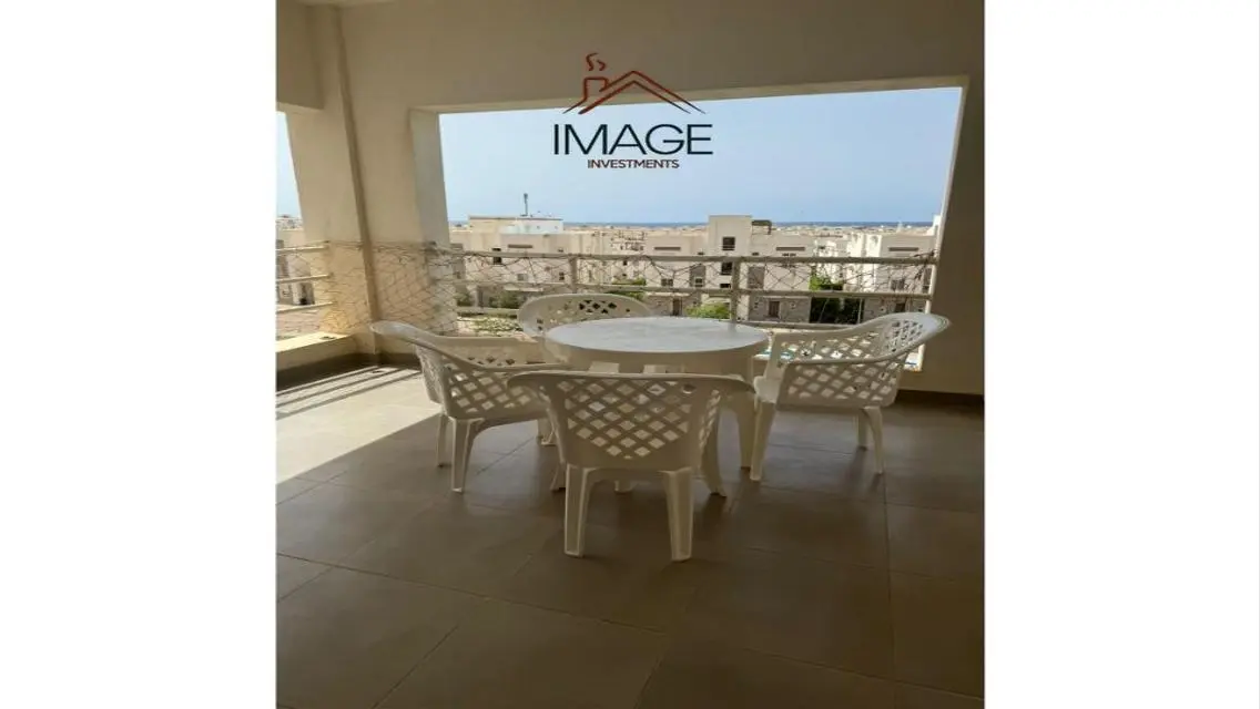 Luxurious 140 sqm Apartment with Modern Design and Stunning Views