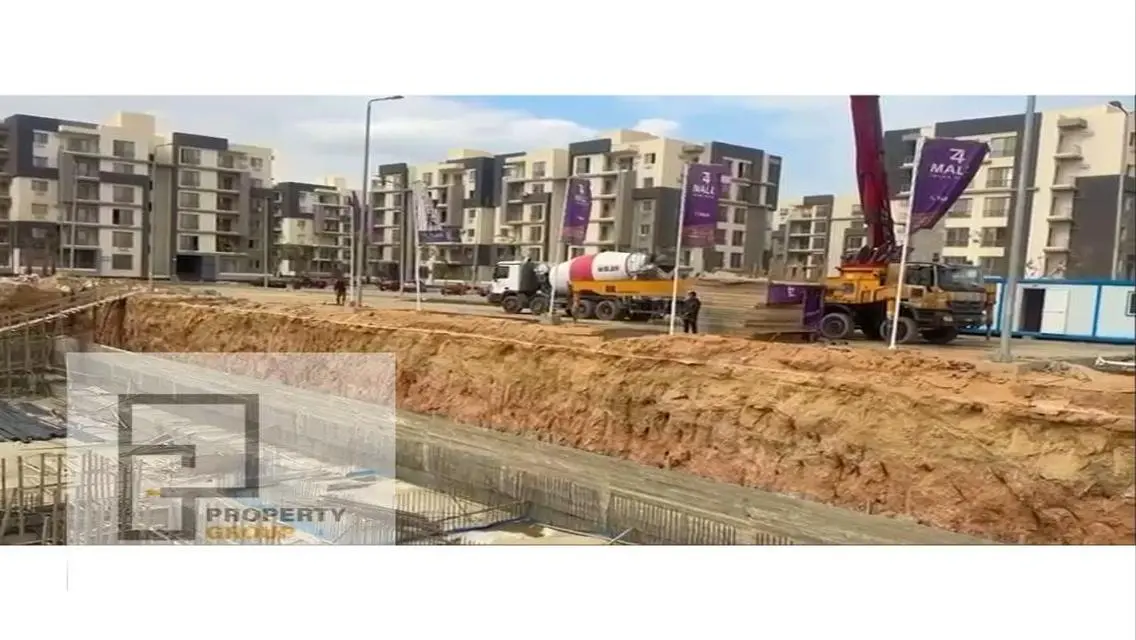 مساحة تجارية فاخرة للبيع في منطقة ز4