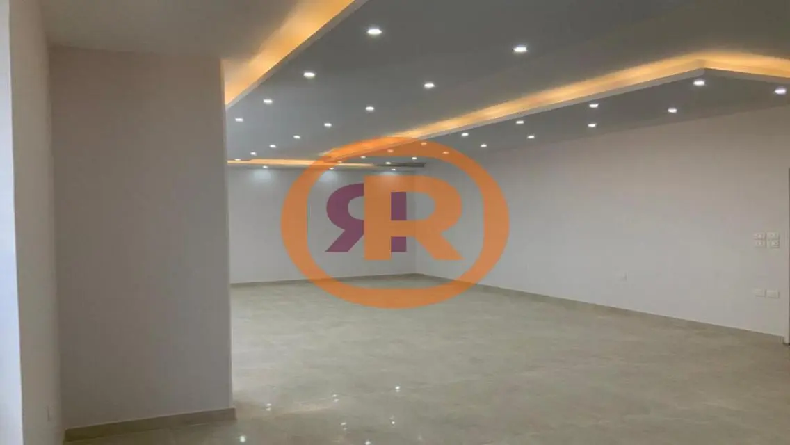 Luxury Meeting Room for Rent in a Prime Location