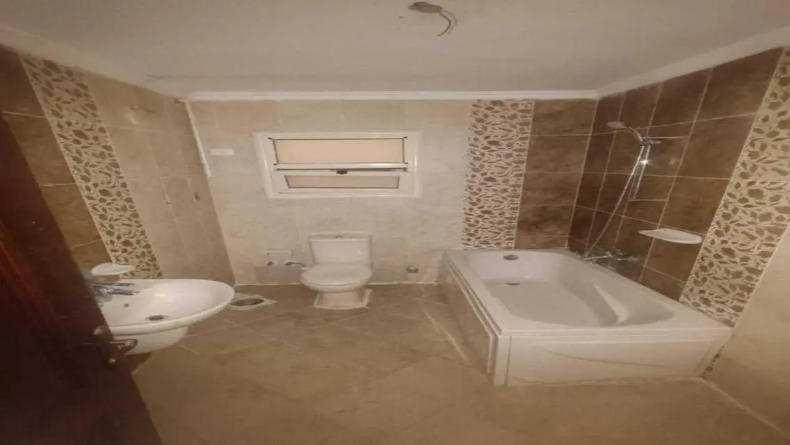 Luxurious 3 Bedroom Apartment in Prime Location