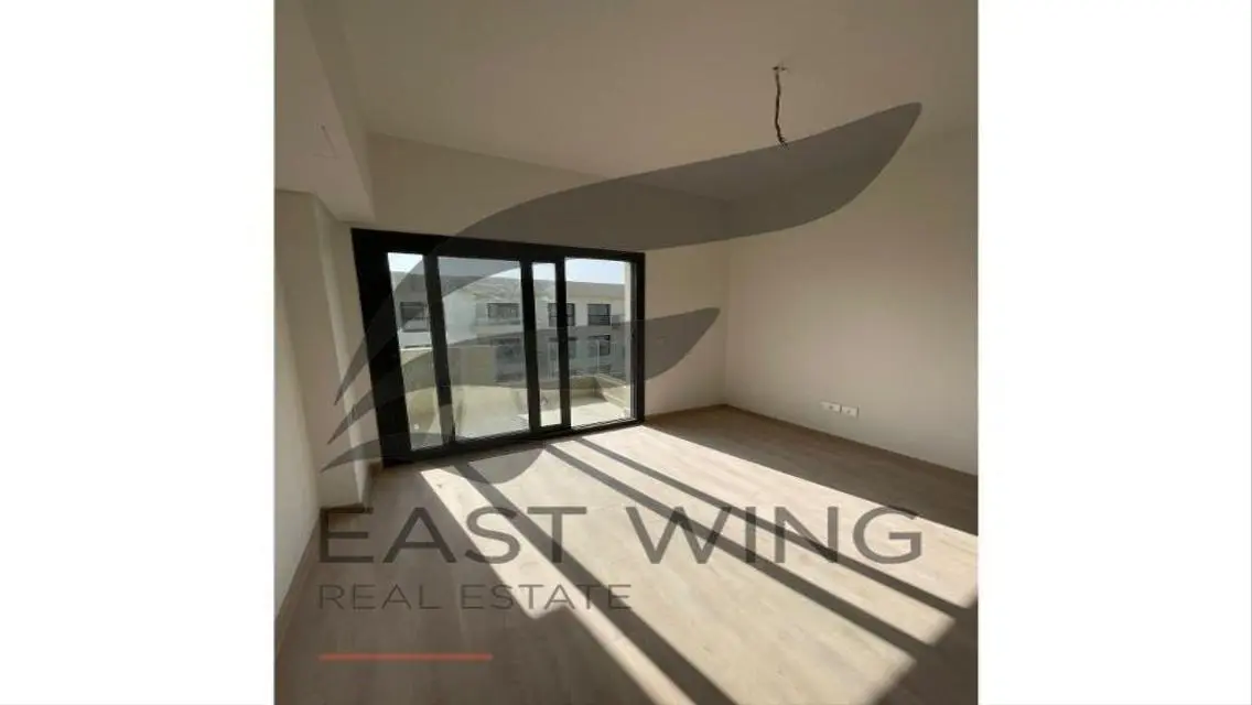 Luxury Apartment with Study Room for Sale
