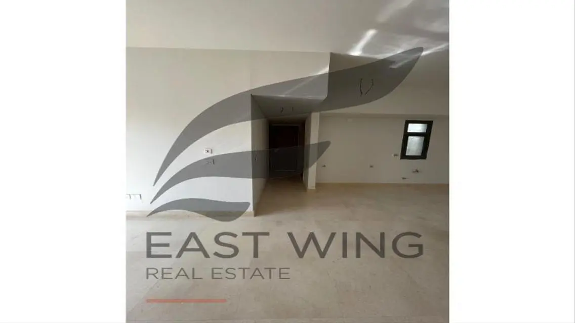 Luxury Apartment with Study Room for Sale