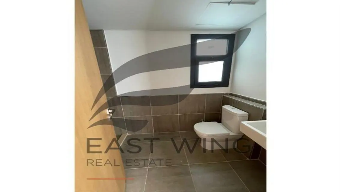Luxury Apartment with Study Room for Sale