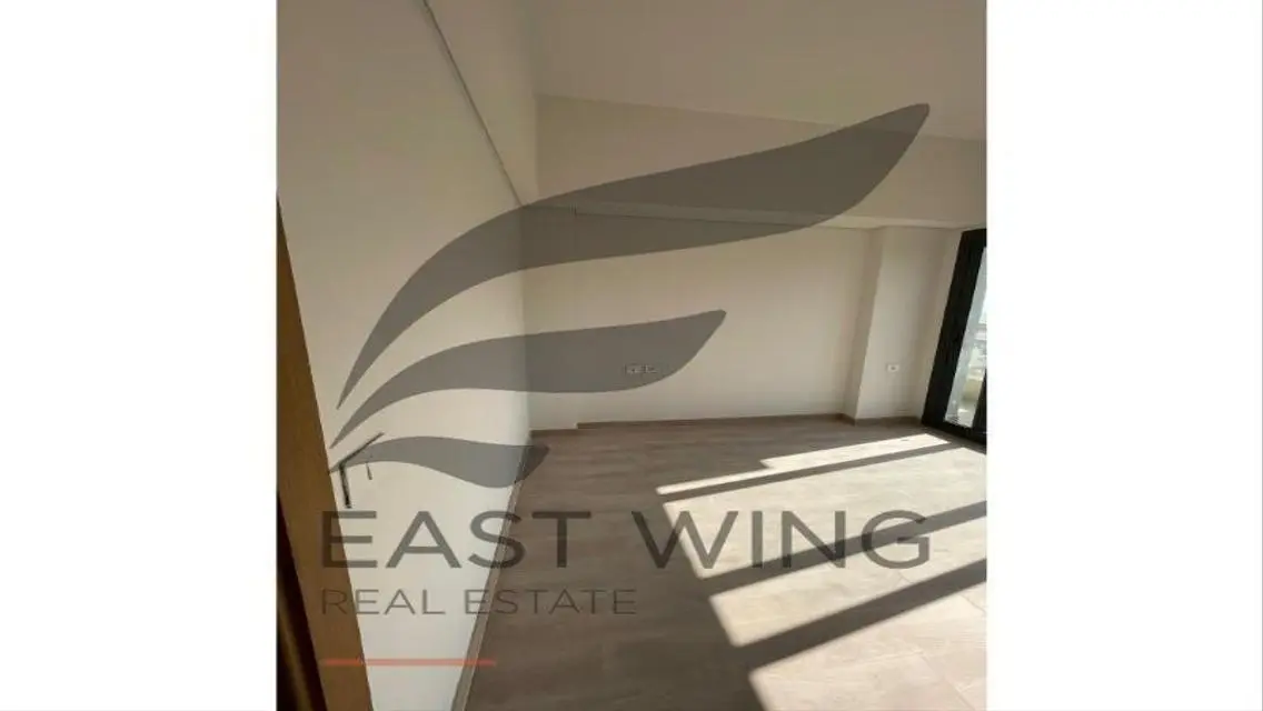 Luxury Apartment with Study Room for Sale