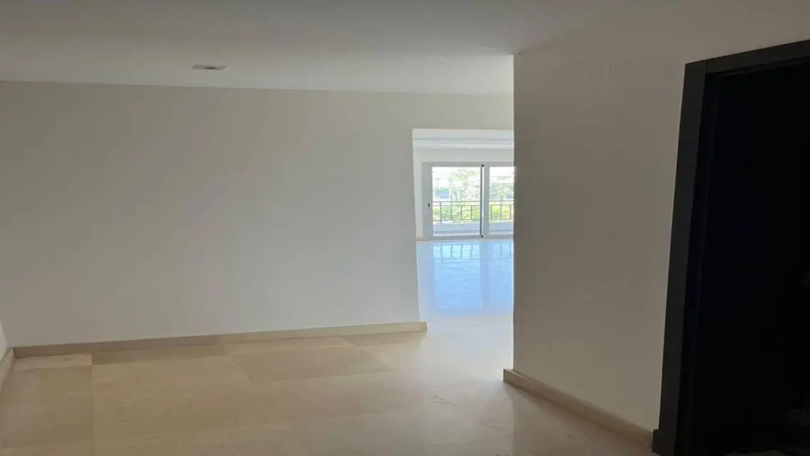 Luxurious Villa with Unique Features in an Attractive Location