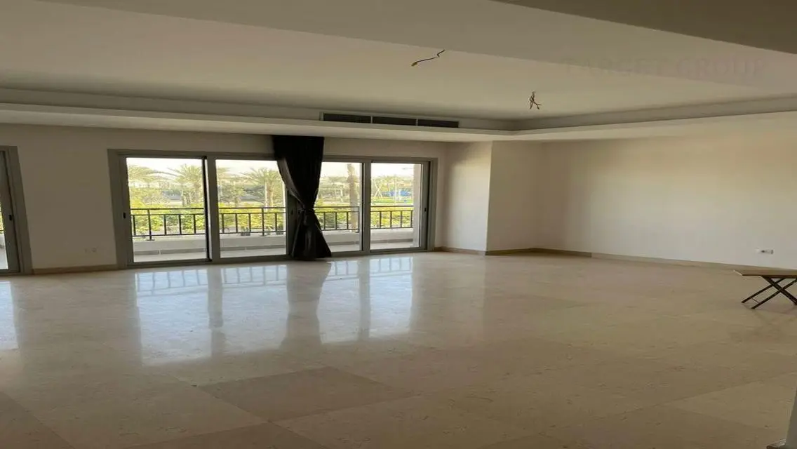 Luxurious Villa with Unique Features in an Attractive Location