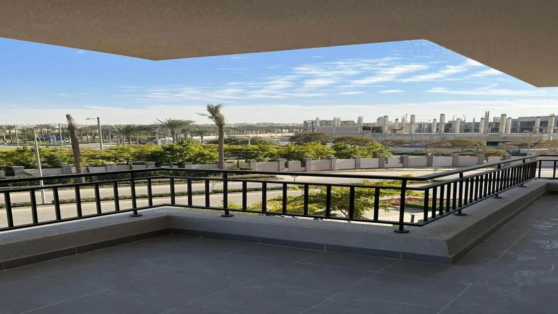Luxurious Villa with Unique Features in an Attractive Location