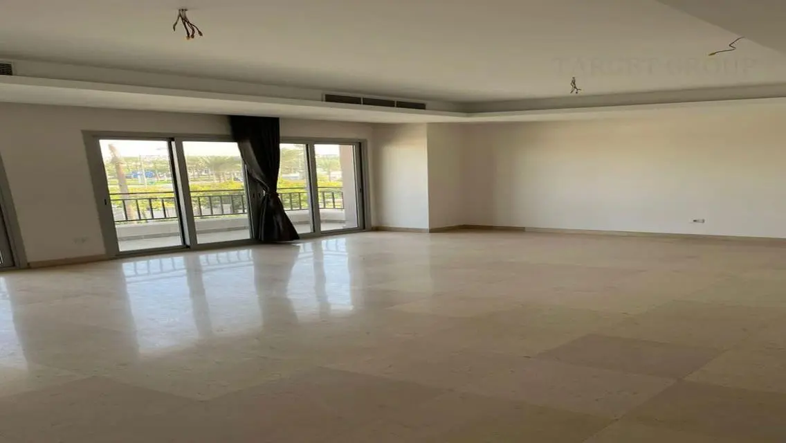 Luxurious Villa with Unique Features in an Attractive Location