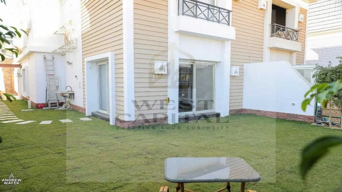 Luxury Villa for Sale with Private Garden in Prime Location