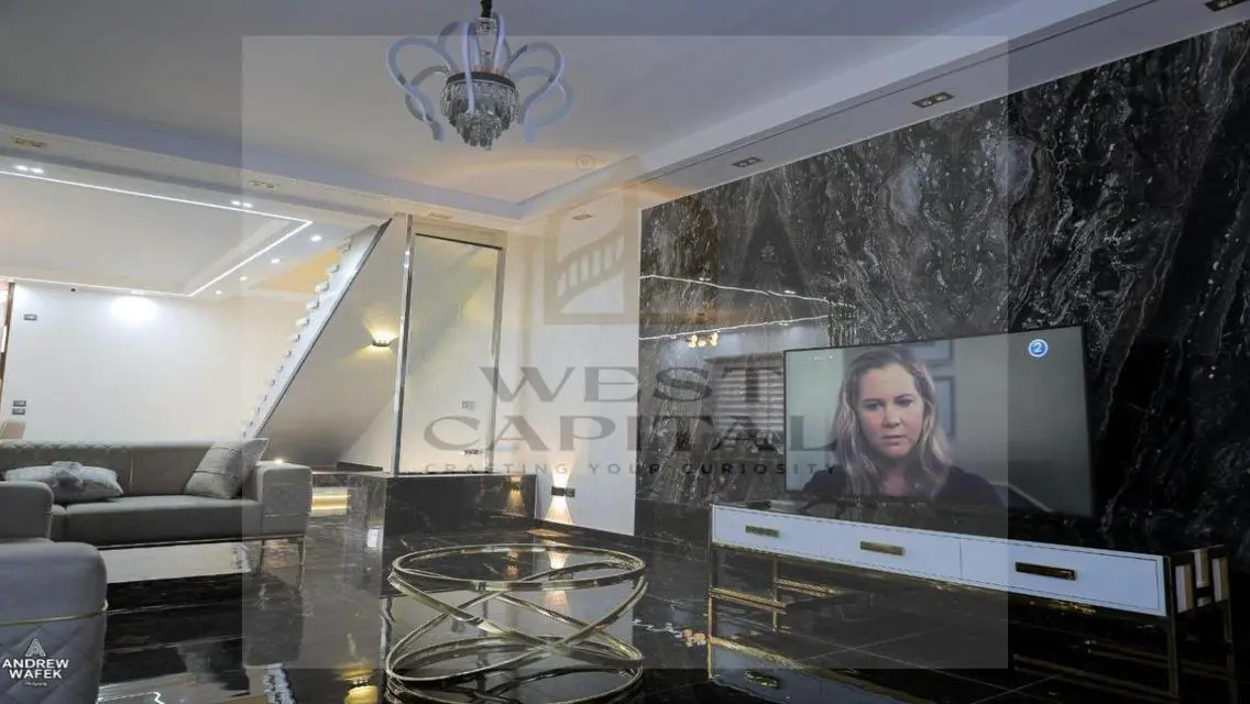 Luxury Villa for Sale with Private Garden in Prime Location