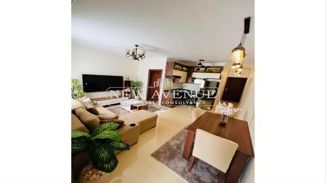 Luxury Apartment with Spacious Layout in City Center
