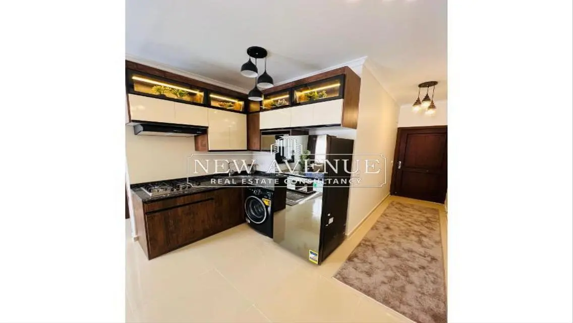 Luxury Apartment with Spacious Layout in City Center