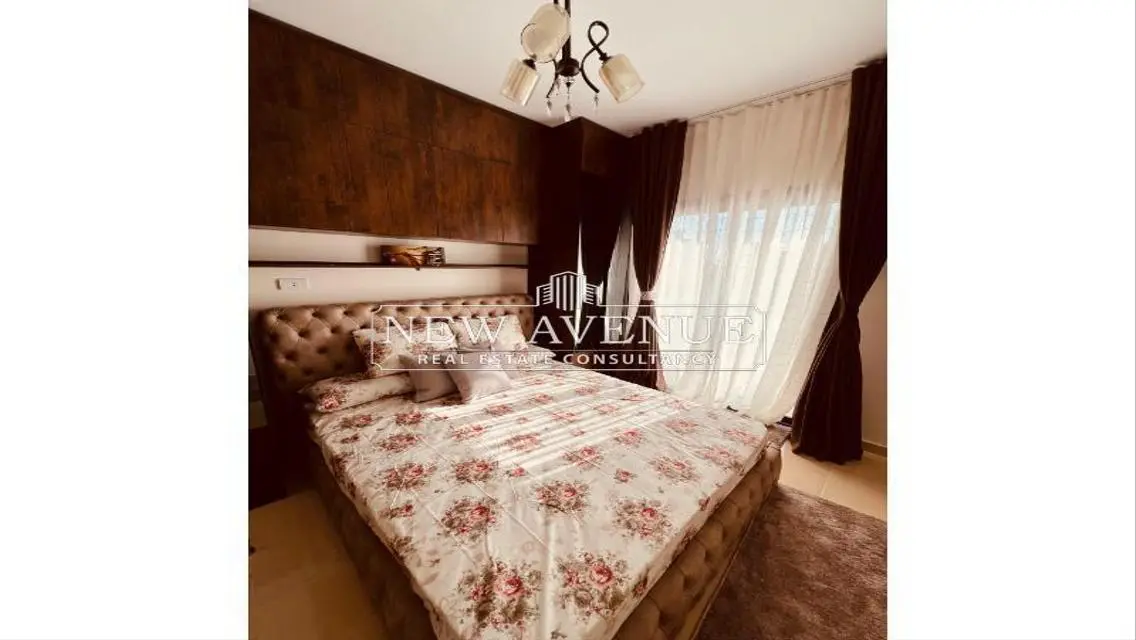 Luxury Apartment with Spacious Layout in City Center