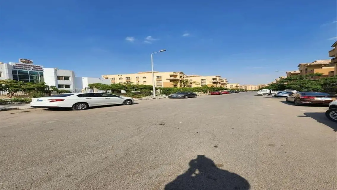 شقة رائعة للبيع في قلب المدينة