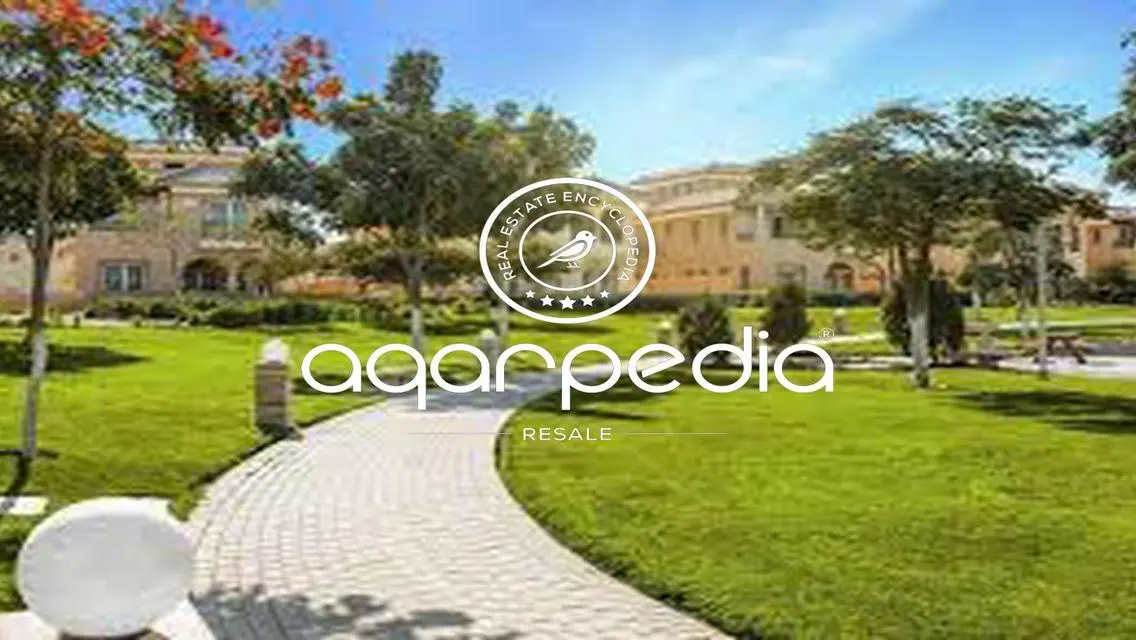 Luxurious Apartment with Private Garden in the Heart of the City
