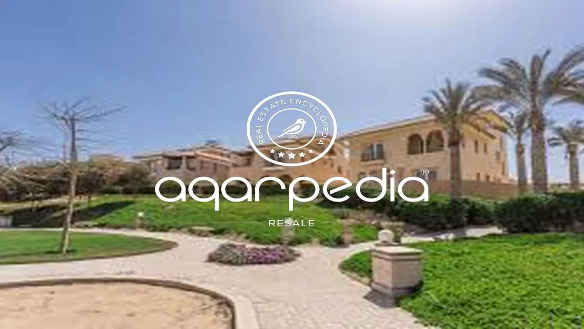 Luxurious Apartment with Private Garden in the Heart of the City