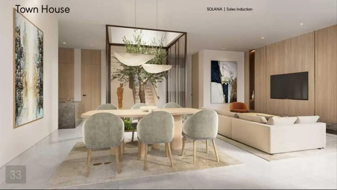 Luxurious House with Private Garden for Sale