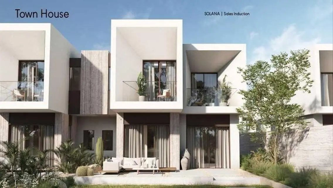 Luxurious House with Private Garden for Sale