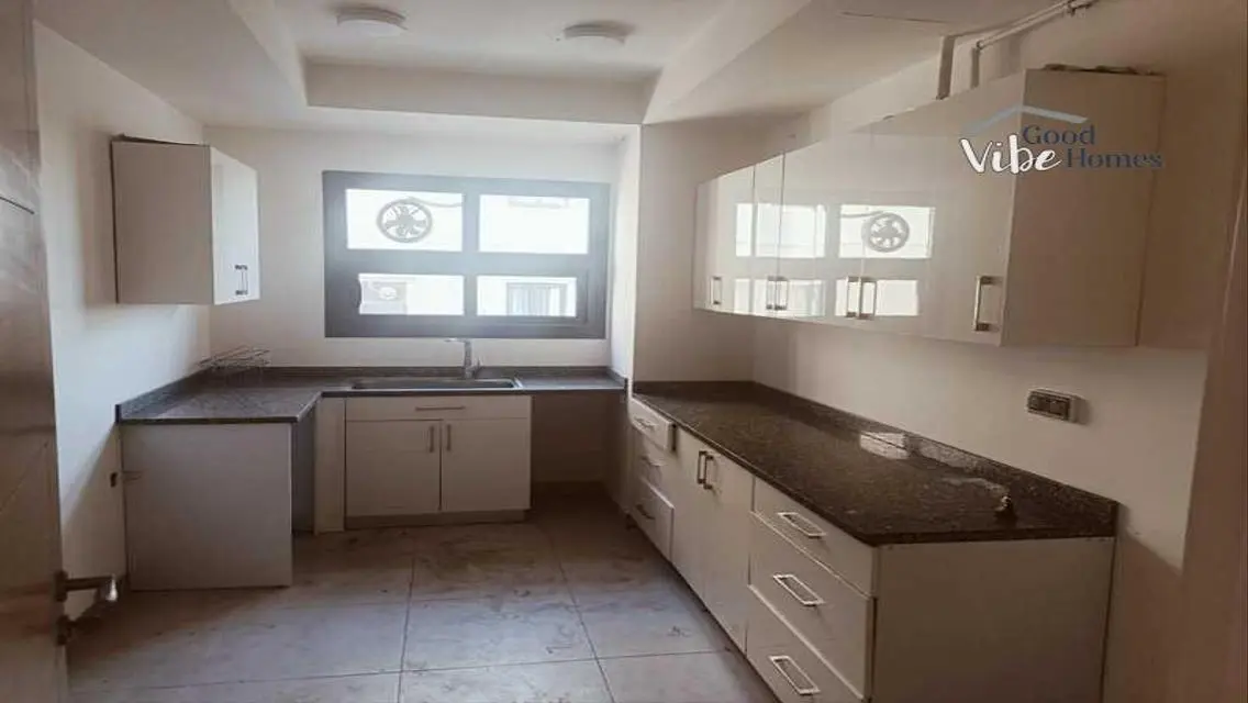Stunning 3 Bedroom Apartment for Sale at an Attractive Price