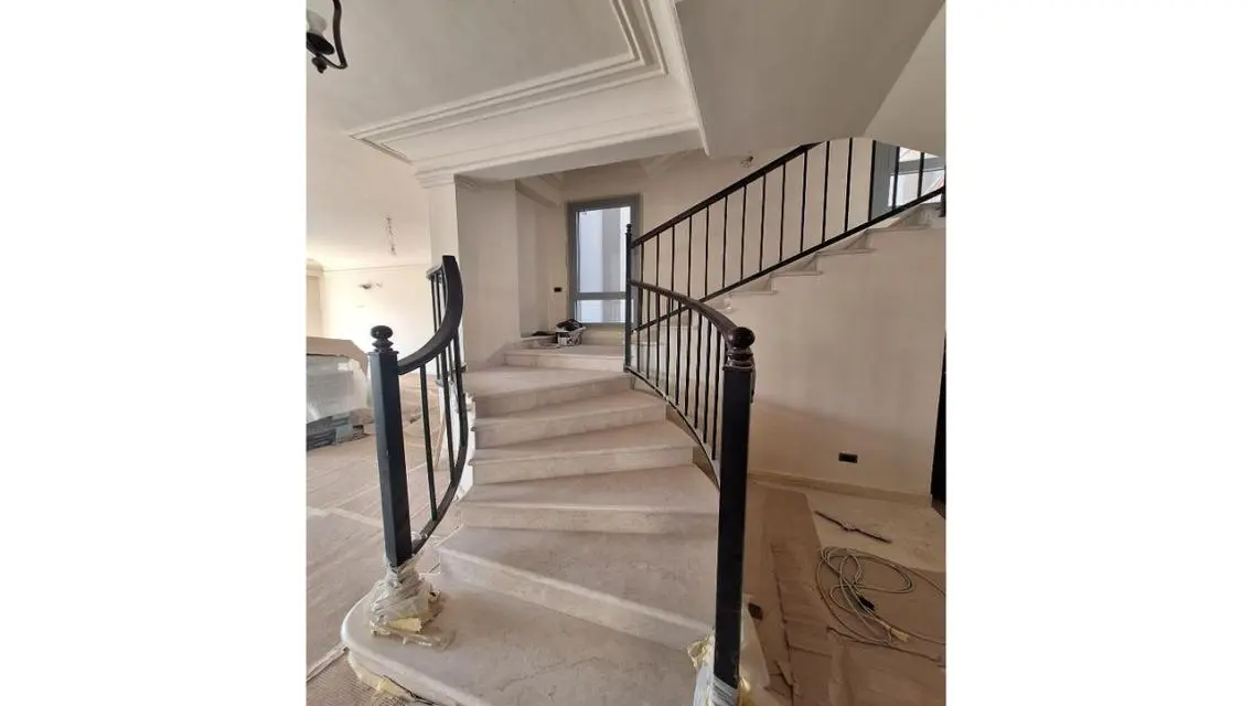 Luxury Apartment in Vgk