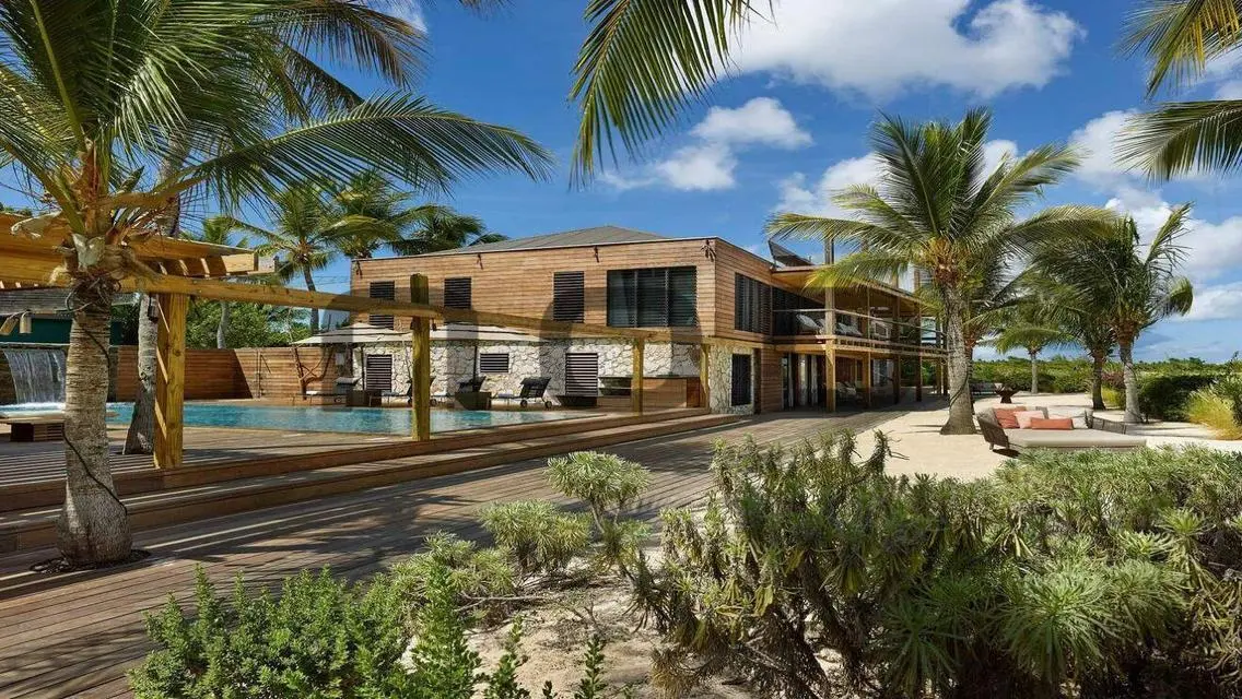 Luxury Residential Unit in Downtown