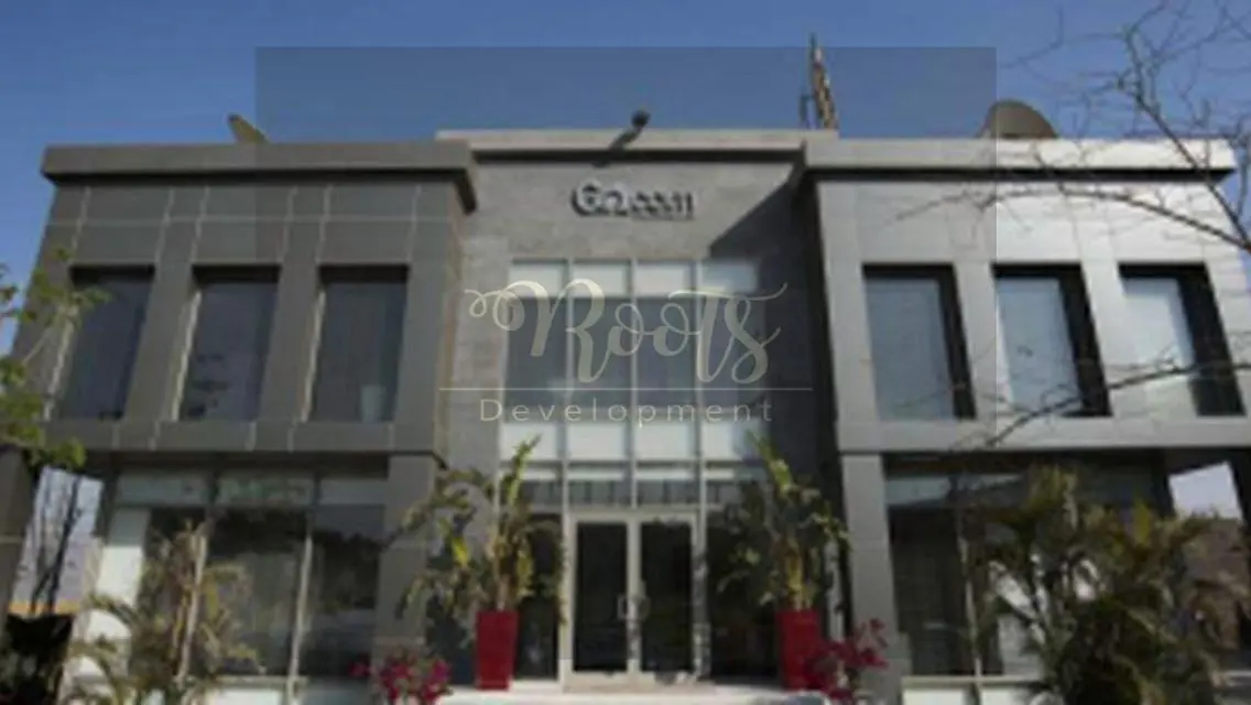Luxury Apartment in Pyramids Hills