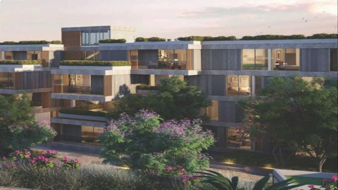 Luxurious Property with Ample Space in the Heart of the City