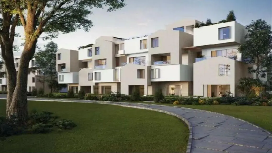 Luxurious Property with Ample Space in the Heart of the City