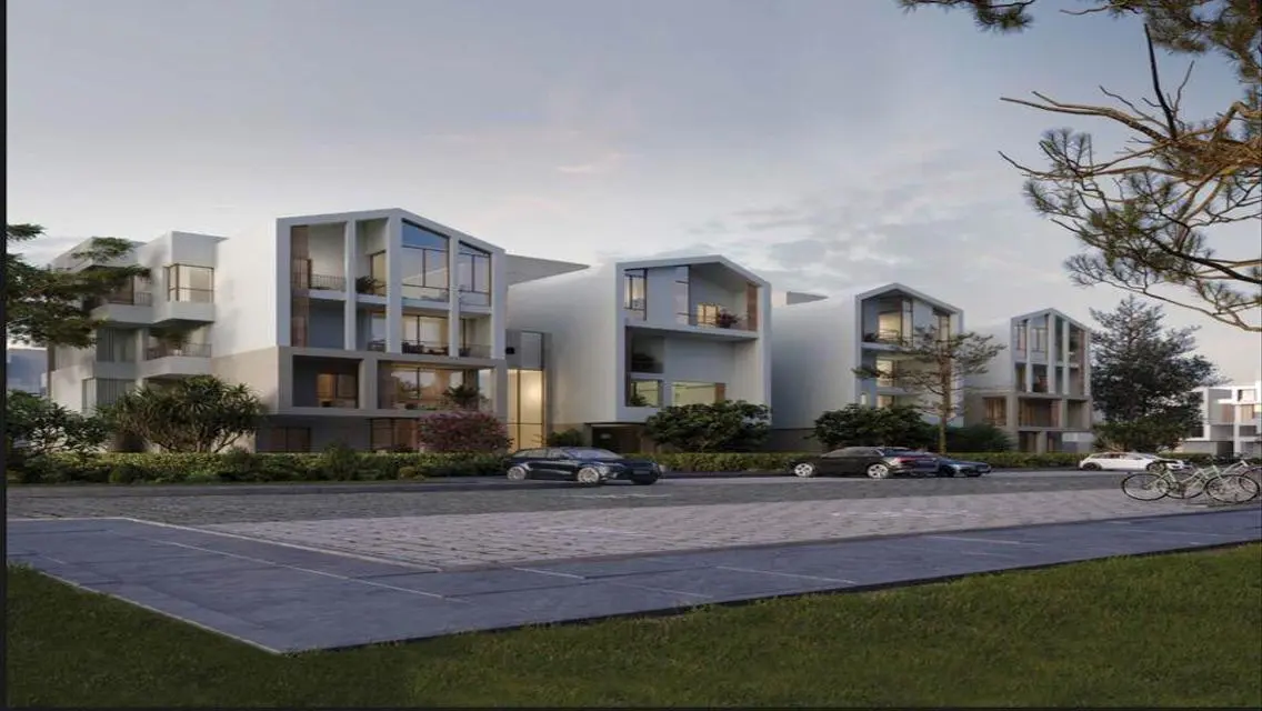Luxurious Property with Ample Space in the Heart of the City