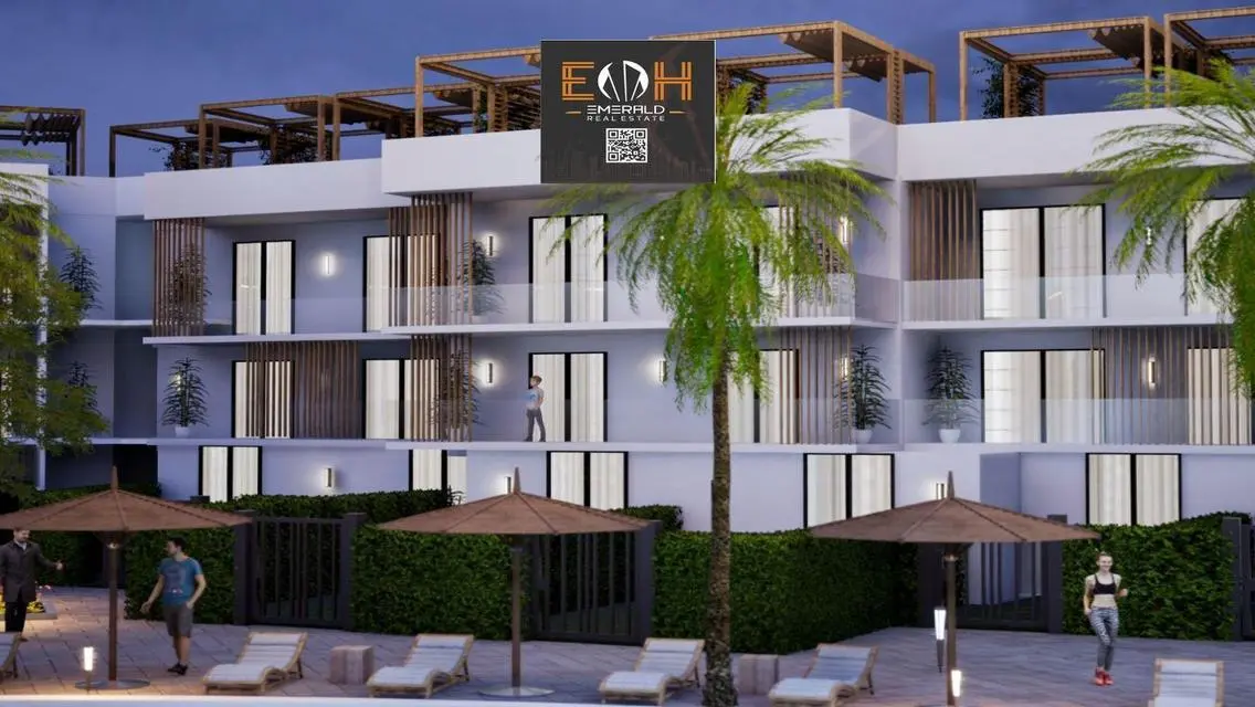 Luxury Penthouse with Private Garden and Pool