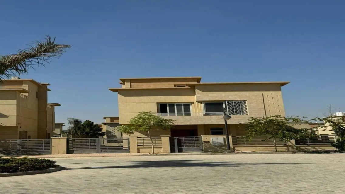 Luxury Villa for Sale in the Heart of the City