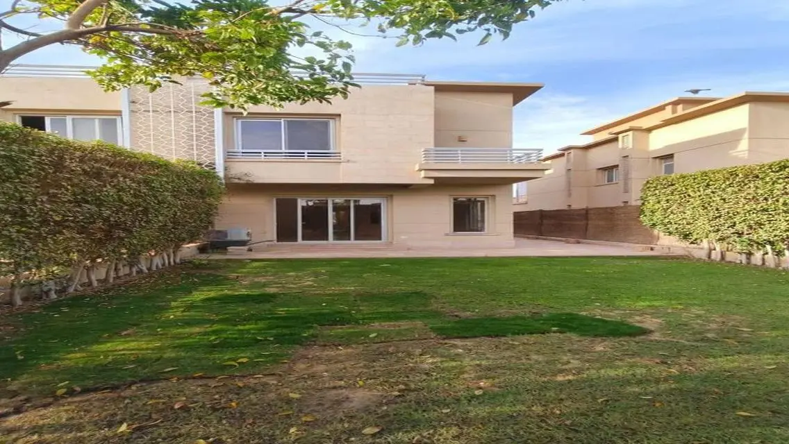 Luxury Villa for Sale in the Heart of the City
