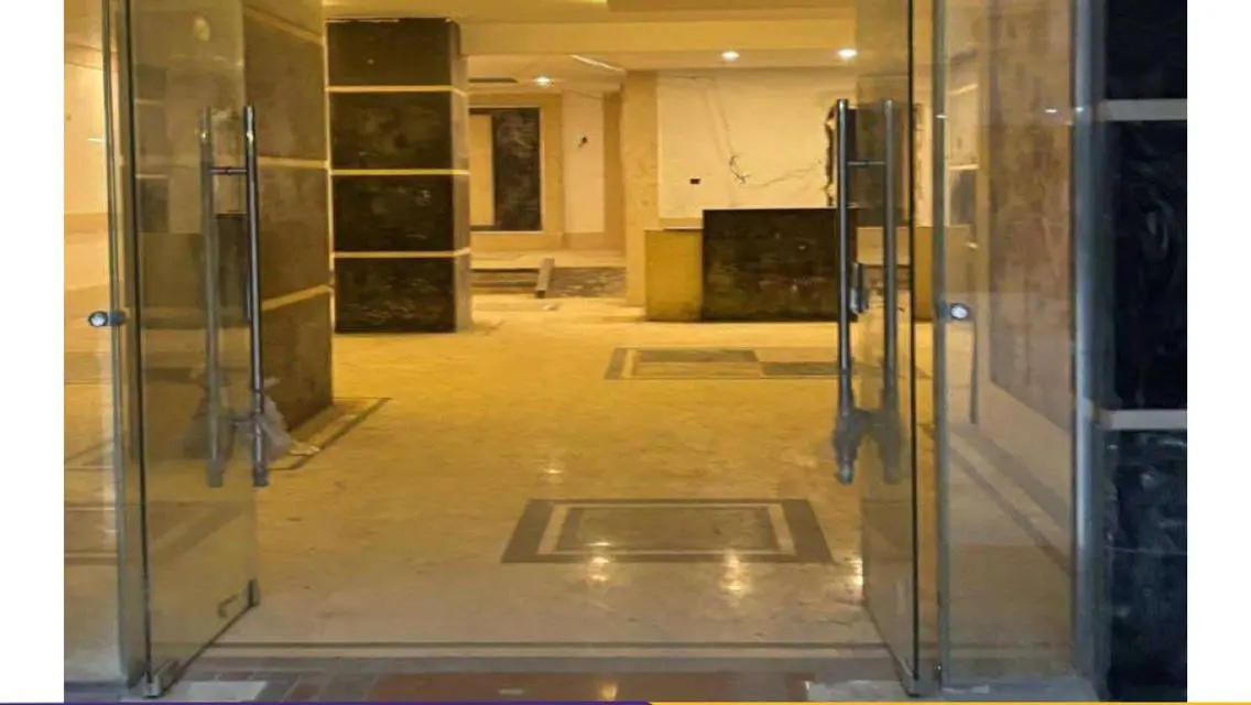 شقة فاخرة للبيع بمساحة واسعة