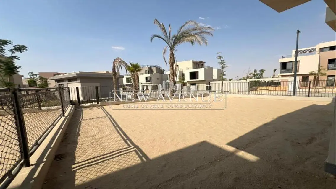 Luxury Apartment For Sale with Spacious Layout in Prime Location