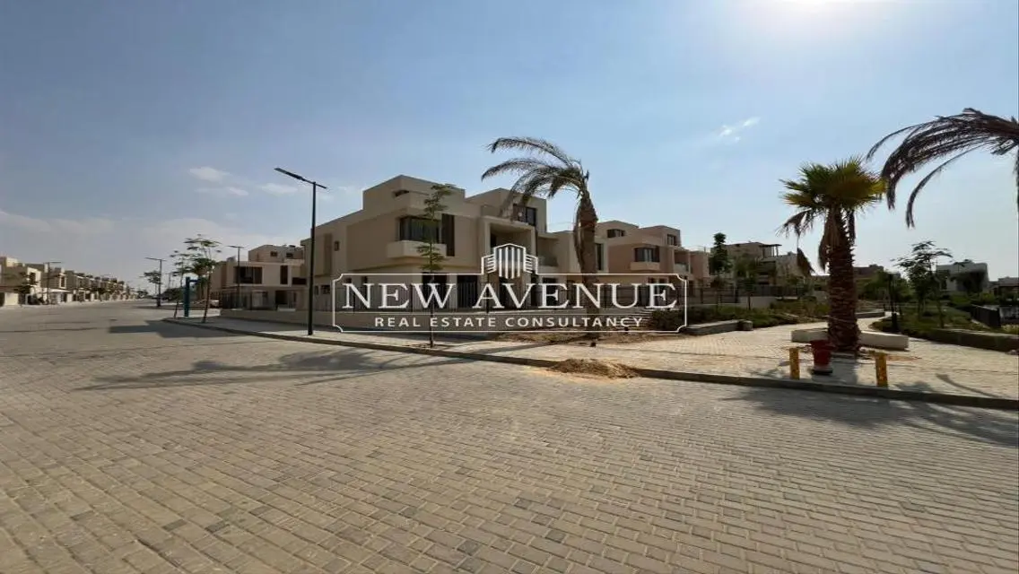 Luxury Apartment For Sale with Spacious Layout in Prime Location